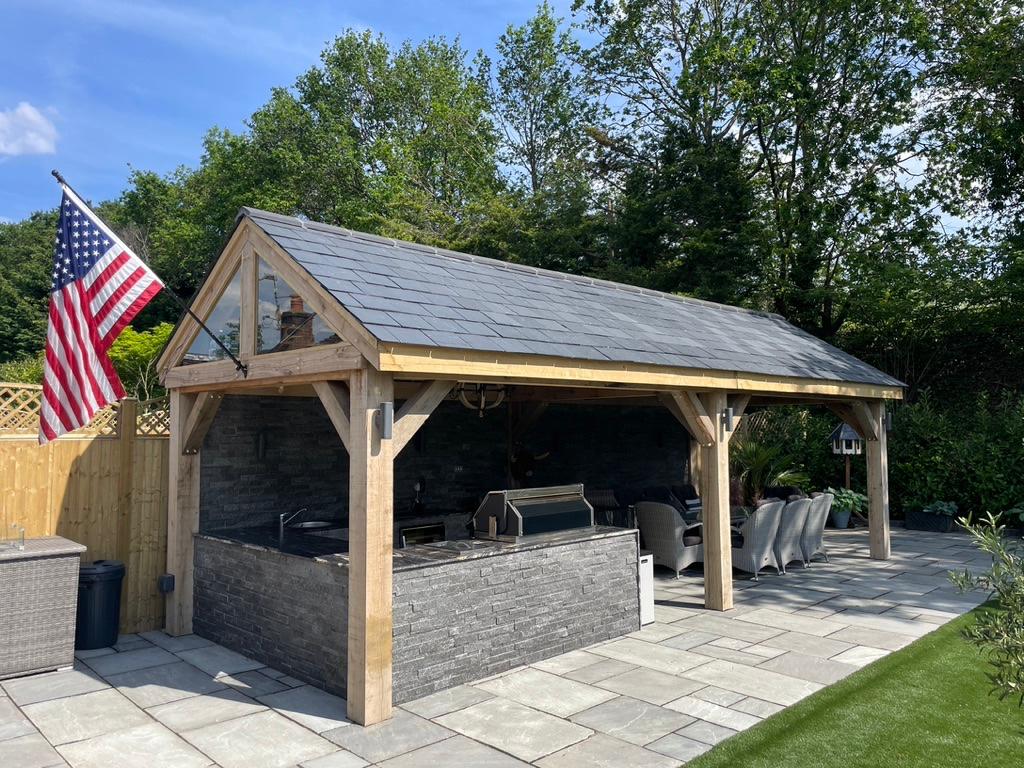 Surrey Developments Outdoor lkitchen installation